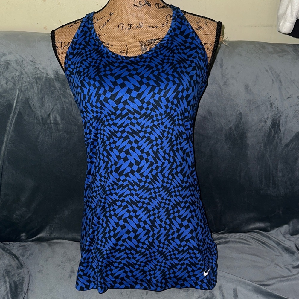 Nike Women's Black and Blue Geometric Tank Top